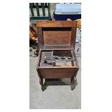 WOODEN SHOESHINE BOX