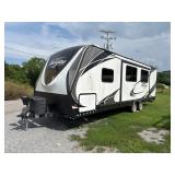 CAMPER / TRAILER