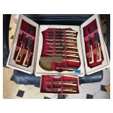 VINTAGE FLATWARE SET 
