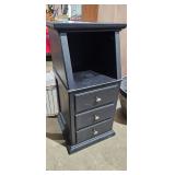 DRESSER / CABINET