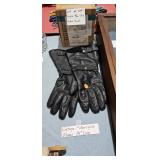 MOTORCYCLE GLOVES