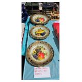 VINTAGE NAPCO PLATE DECOR