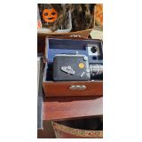 VINTAGE VIDEO CAMERA