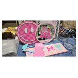 PINK GIRLS ROOM DECOR