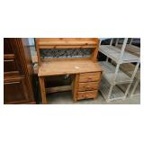 DESK