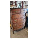 CHEST OF DRAWERS
