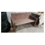WOODEN BENCH