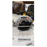 DEWALT SAW