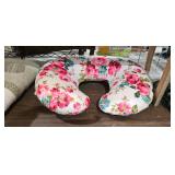 BABY NURSING PILLOW