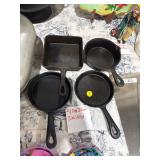 CAST IRON SKILLET LOT