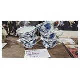 VINTAGE BLUE DANUBE CUPS