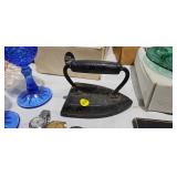 CAST IRON SMOOTHING IRON