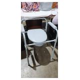 POTTY CHAIR