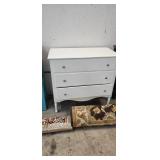 DRESSER