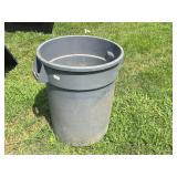 TRASH CAN