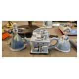 FIGURINE LOT