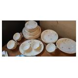DISHES LOT
