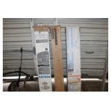 LOT OF 4FT LIGHT BULBS