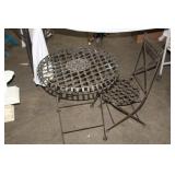 SMALL METAL KIDS BISTRO TABLE AND CHAIR