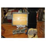 DECOR AND BED RISERS