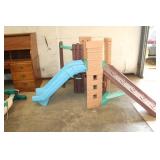 KIDS OUTDOOR SLIDE/PLAY STATION