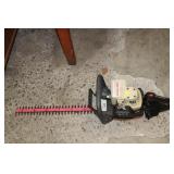CRAFTSMAN GAS HEDGE TRIMMER