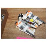 LEGO FIGHTERSHIP AND FIGURES