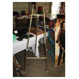 METAL EASEL