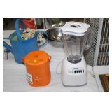 WOLFGANG PUCK MINI CROCK POT, BLENDER