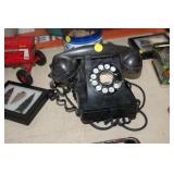 VINTAGE ROTARY PHONE