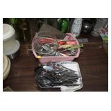LOT OF KITCHEN UTENSILS