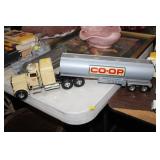 CO-OP  TRUCK & TRAILER