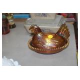 CARNIVAL GLASS HEN ON NEST