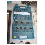 LOT OF DRIVERS & DRILL BITS