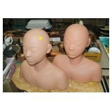 2 MANNEQUIN HEADS