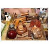 2 BOXES OF WOODEN DECOR