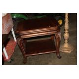 OCCAIONAL TABLE, 24X28X25