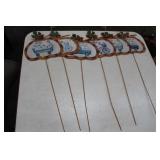 LOT OF FALL METAL YARD STAKES