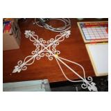 DECORATIVE METAL CROSS, 24X31