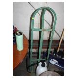 HAND DOLLY & SPRAYER