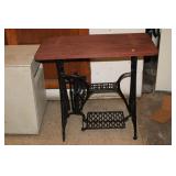 SINGER SEWING MACHINE TABLE