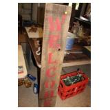 WOODEN WELCOME SIGN