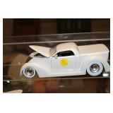 DIECAST CAR