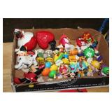 BOX OF COLLECTIBLES