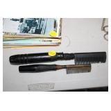 LOT OF VINTAGE COMBS