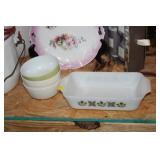 LOT OF VINTAGE FIRE KING,ETC