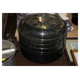 ELECTRIC DEHYDRATOR