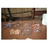 CAST IRON & METAL STAR DECOR