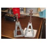 2 JACK STANDS