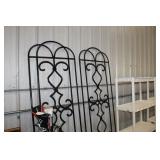 2 METAL TRELLIS, 26X78
